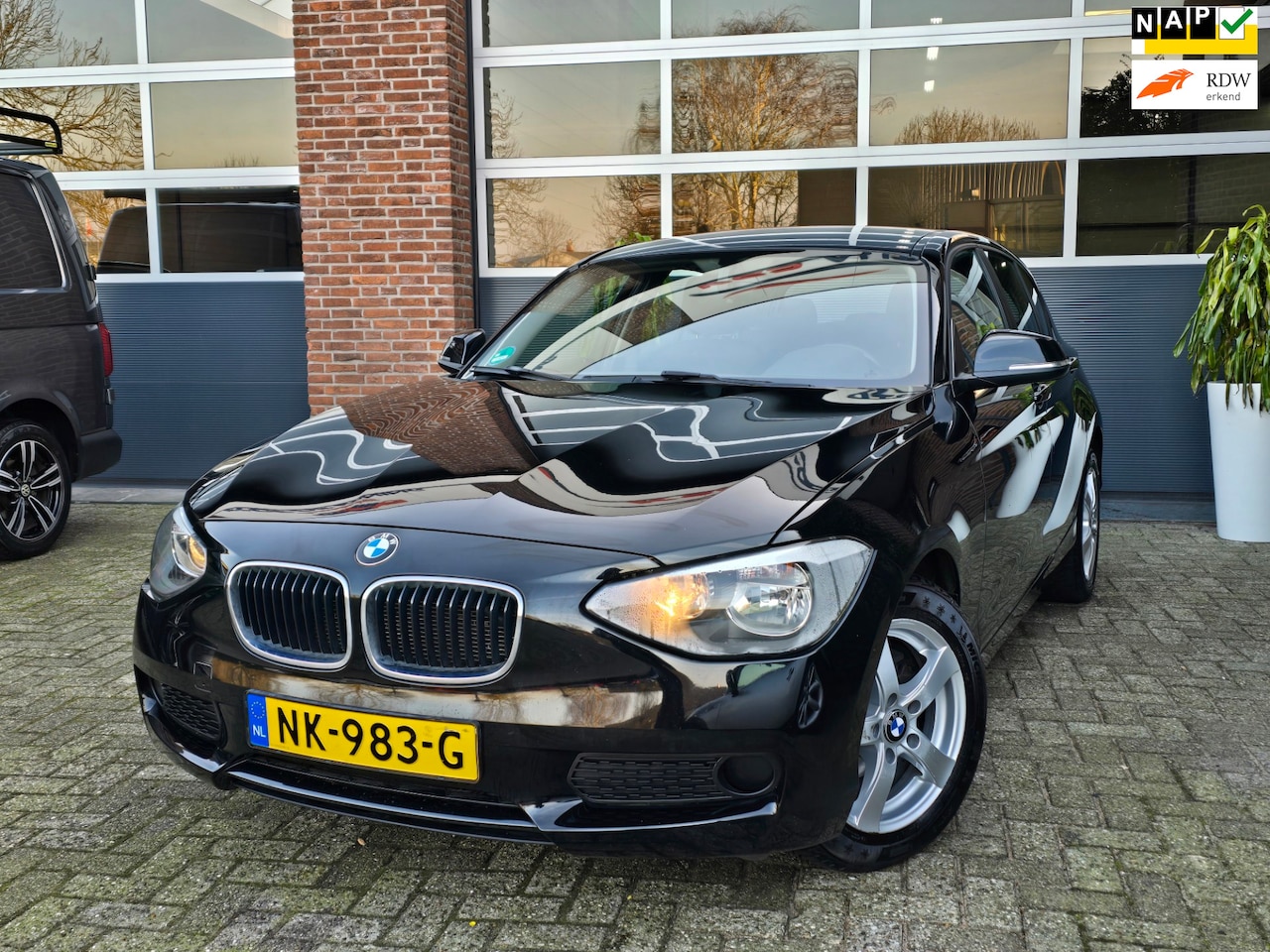 BMW 1-serie - 116i Automaat |Goed onderhouden |Keyless |Apk - AutoWereld.nl