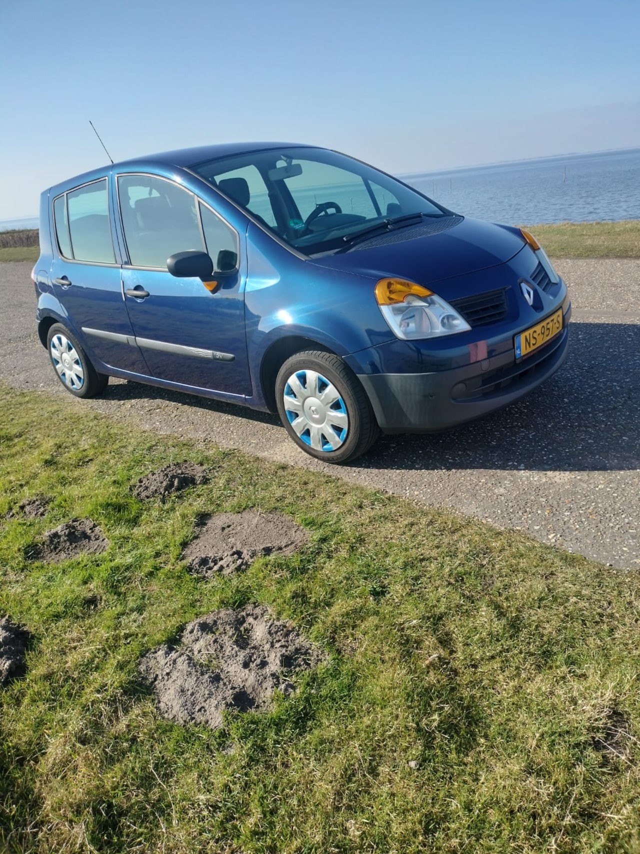 Renault Modus - 1.2-16V Accès - AutoWereld.nl