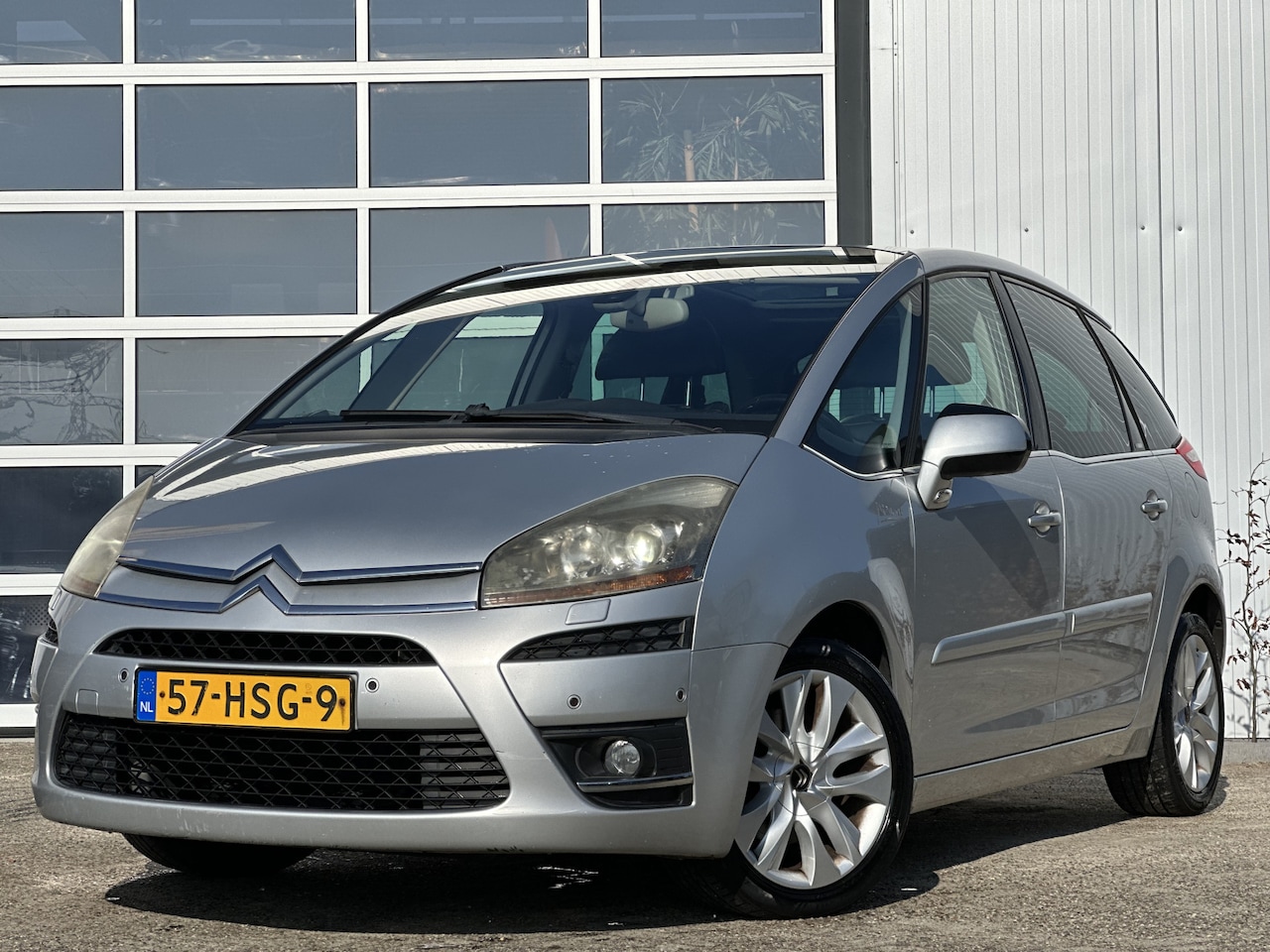 Citroën C4 Picasso - 2.0-16V Exclusive 140pk | Automaat | Bi-Xenon | Luchtvering | Lederen bekleding | Panorama - AutoWereld.nl