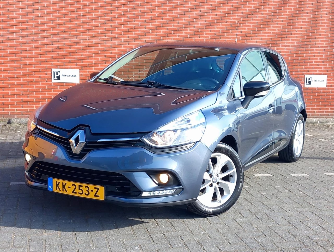 Renault Clio - Energy TCe 90pk Ecoleader S&amp;S Limited - AutoWereld.nl