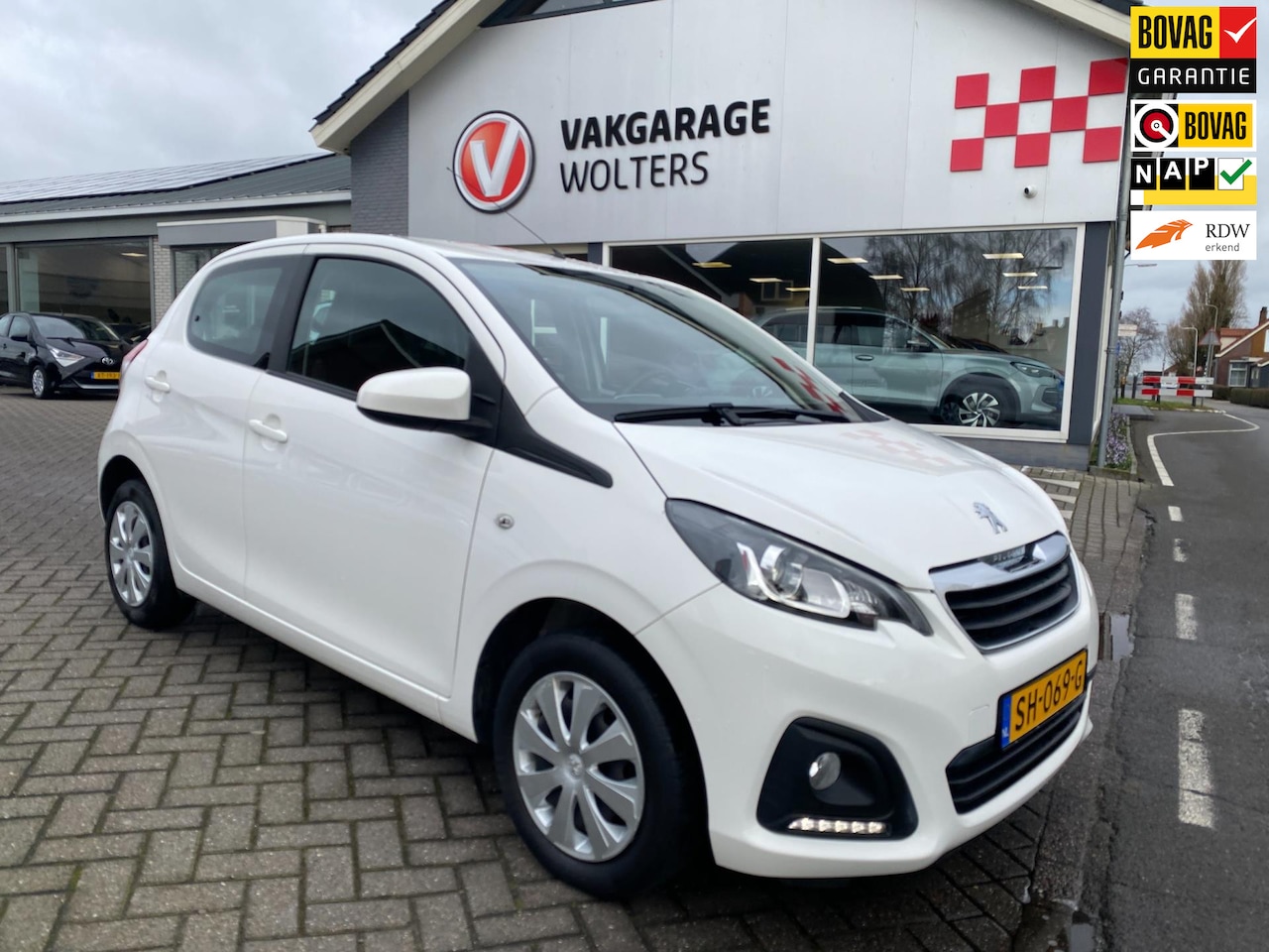 Peugeot 108 - 1.0 e-VTi Active 1.0 e-VTi Active - AutoWereld.nl