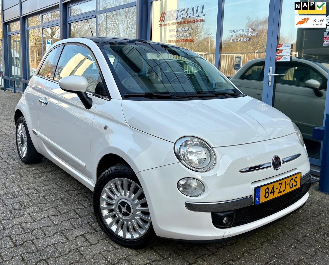 Fiat 500 - 1.4-16V Lounge/PANODAK/NAVI/AIRCO!!! - AutoWereld.nl