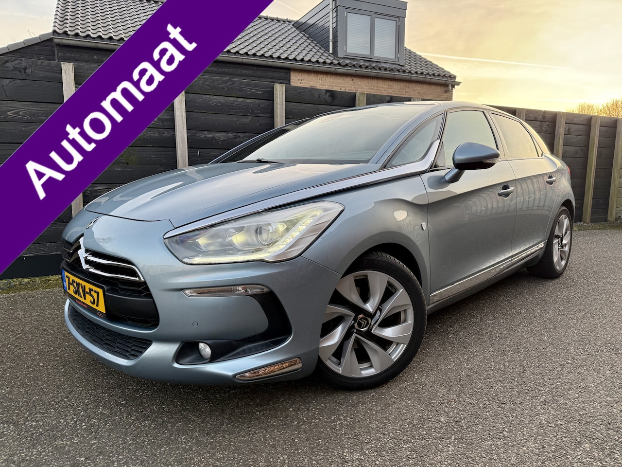 Citroën DS5 - 1.6 THP Chic onderscheidend goede conditie - AutoWereld.nl