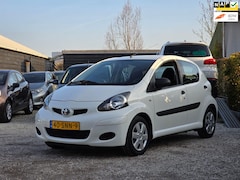 Toyota Aygo - 1.0-12V Now Airco/5-deurs/el.pakket/82.000 km