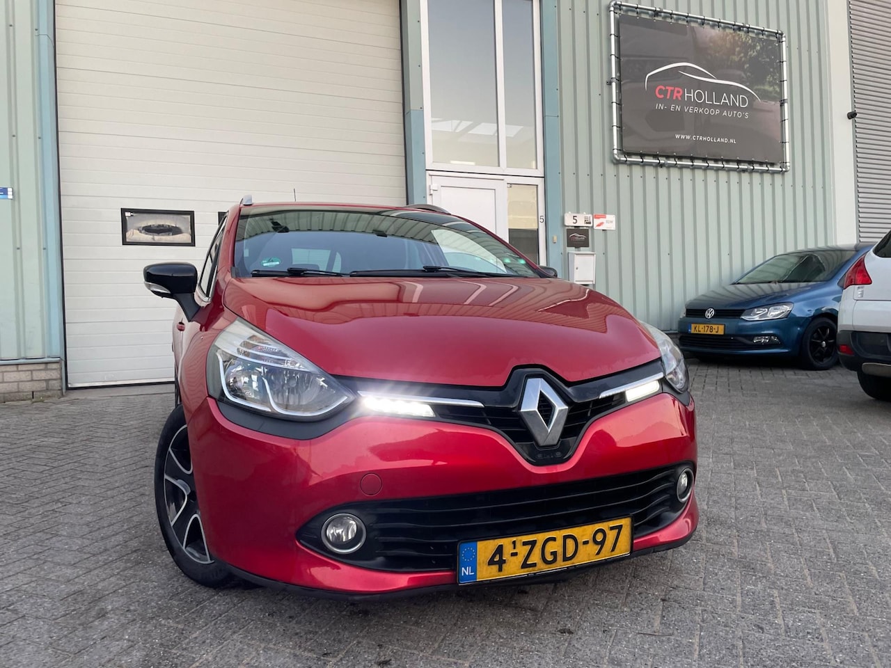 Renault Clio Estate - 1.5 dCi Dynamique (bj 2015) CAMERA|R-LINK|LMV - AutoWereld.nl