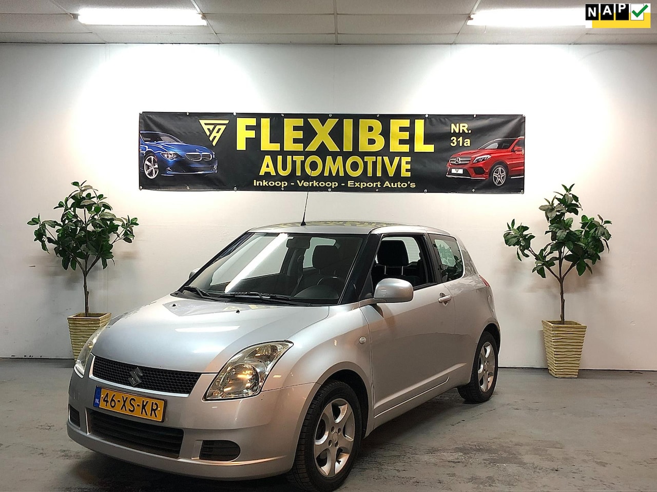 Suzuki Swift - 1.3 GLS / StuurBkr / LM-V / Centrale-V / 3-Drs / - AutoWereld.nl