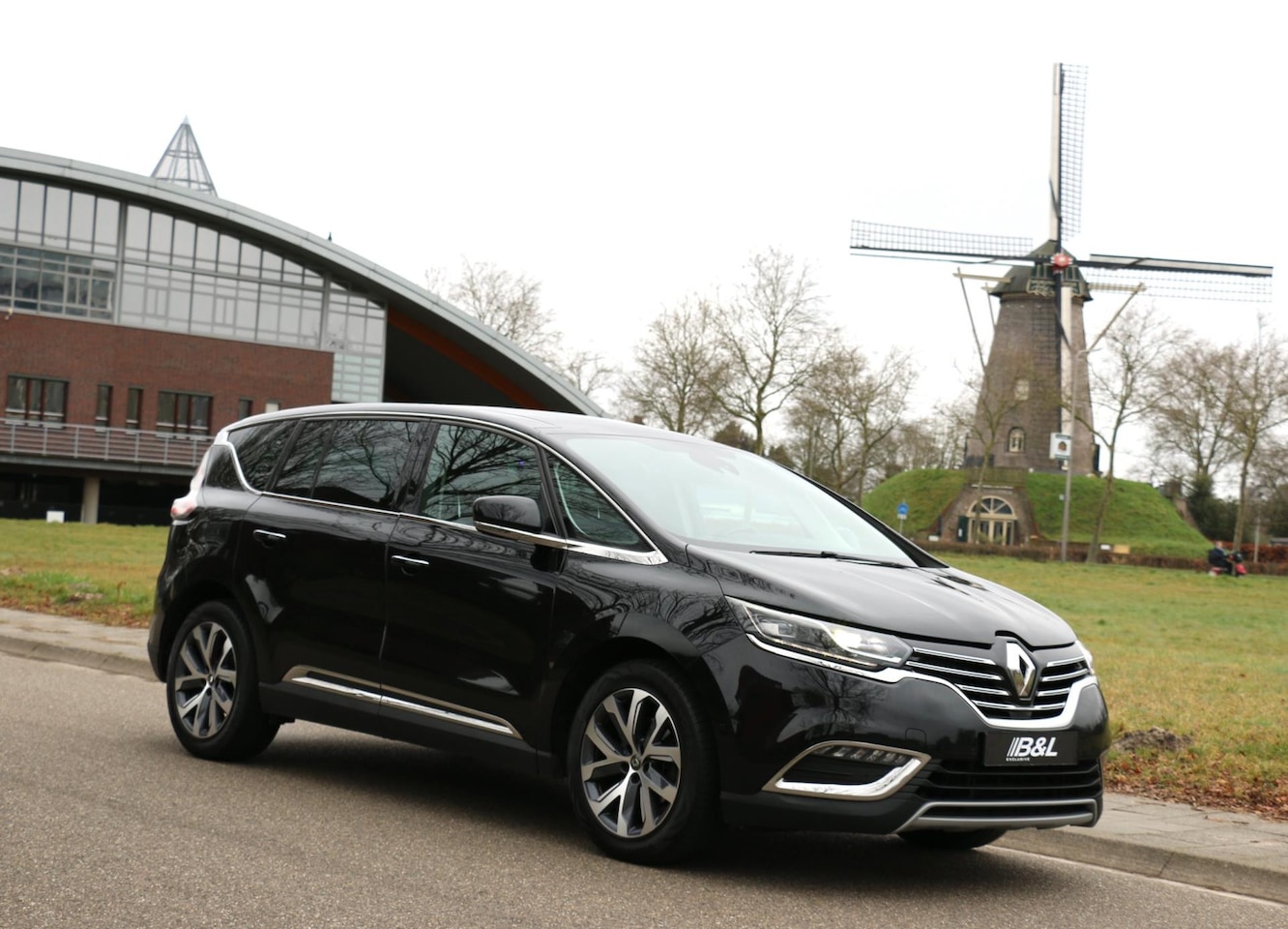 Renault Espace - 1.6 TCe Aut Dynamique 4 wielbesturing 2016 Trekhaak Camera Led Panoramadak Leder Automaat - AutoWereld.nl