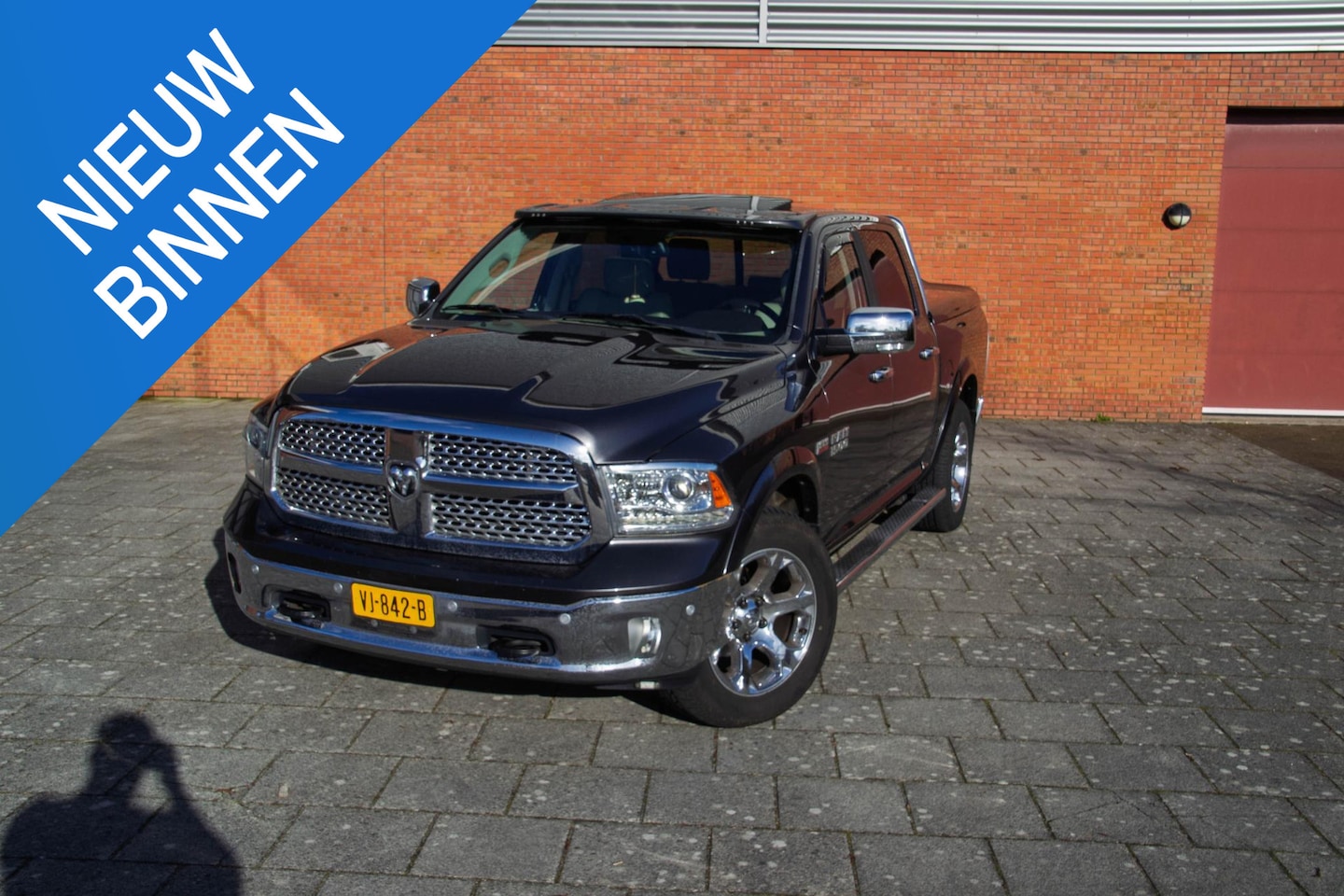 Dodge Ram 1500 - 5.7 V8 Quad Cab 6'4 Laramie 2014 - AutoWereld.nl