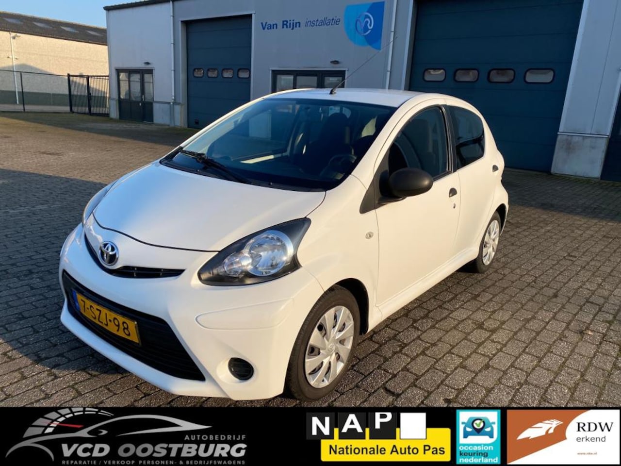 Toyota Aygo - 1.0 VVT-i Now 1.0 VVT-i Now - AutoWereld.nl