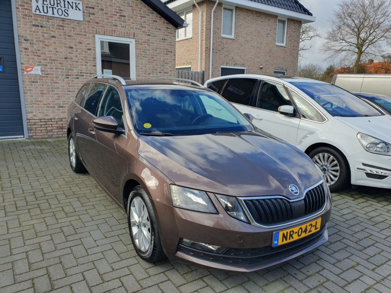 Skoda Octavia - 1.6 TDI Greentech Ambition Business uitvoering - AutoWereld.nl