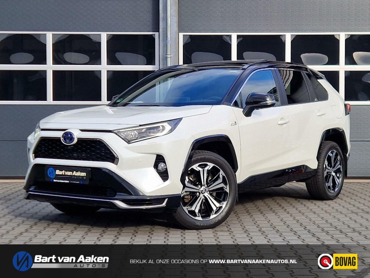 Toyota RAV4 - 2.5 Plug-in Hybrid AWD Bi-Tone Plus FULL OPTIONS PHEV - AutoWereld.nl