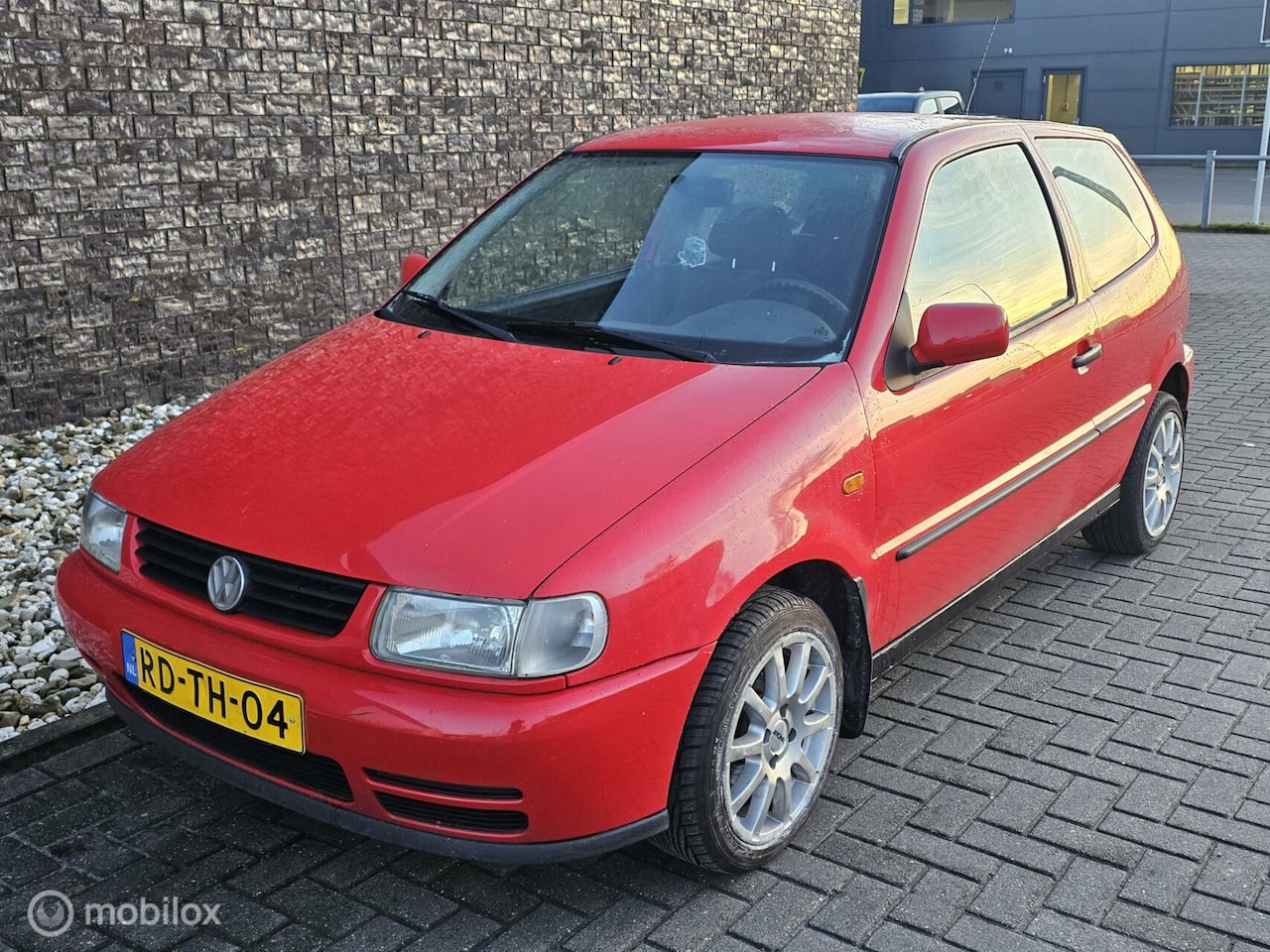 Volkswagen Polo - 1.6 Milestone AUTOMAAT - AutoWereld.nl