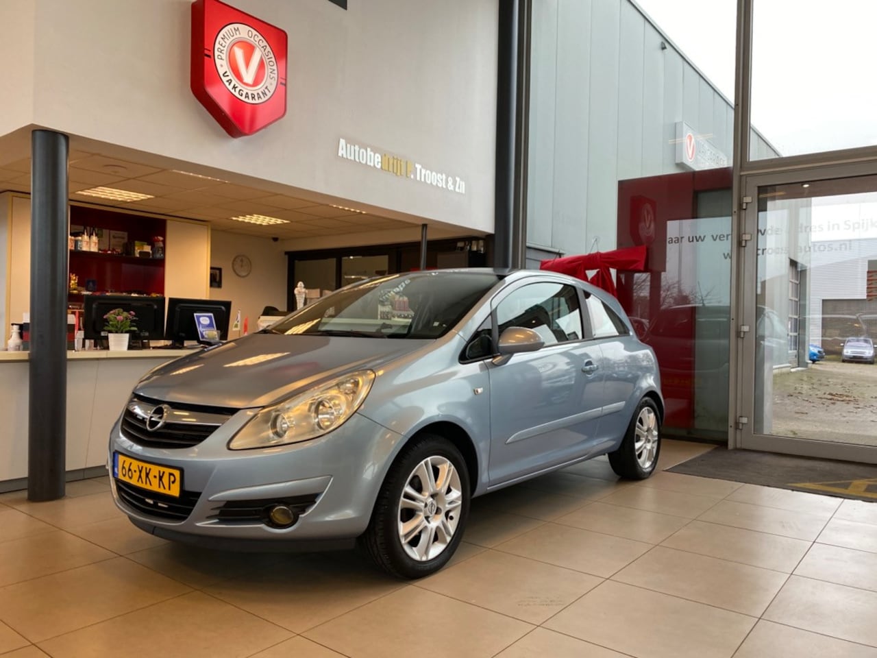 Opel Corsa - 1.2-16V Cosmo 1.2-16V Cosmo,100% Onderhouden,5 Zits,Automaat,Airco,Elektrischpakket,16 Inch Lmv - AutoWereld.nl