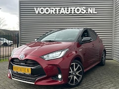 Toyota Yaris - 1.5 Hybrid Launch Edition | Two Tone | Navigatie | Camera | Apple Carplay | Cruise Control