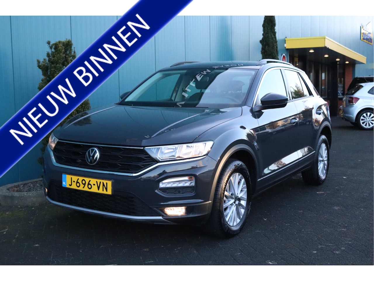 Volkswagen T-Roc - 1.0 TSI Style ECC/LMV/PDC/ADAPT.CRUISE/LANE.ASSIST. - AutoWereld.nl