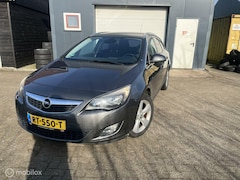 Opel Astra Sports Tourer - 1.4 Turbo Cosmo slechts 144000 km