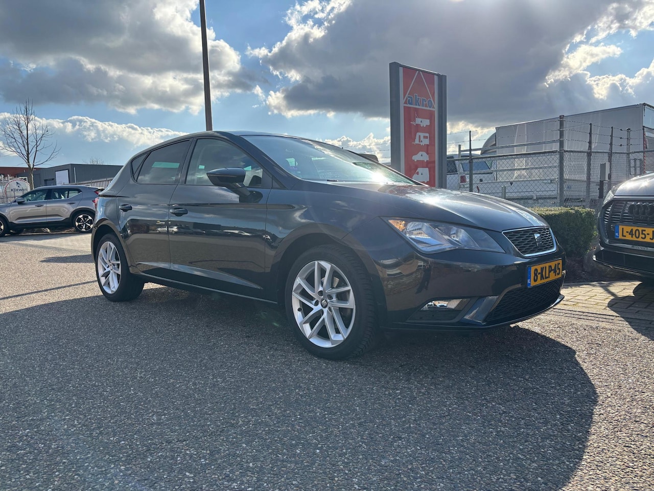 Seat Leon - 1.2 TSI Style | Bluetooth | NAVI | Parkeersensoren | Climate control - AutoWereld.nl