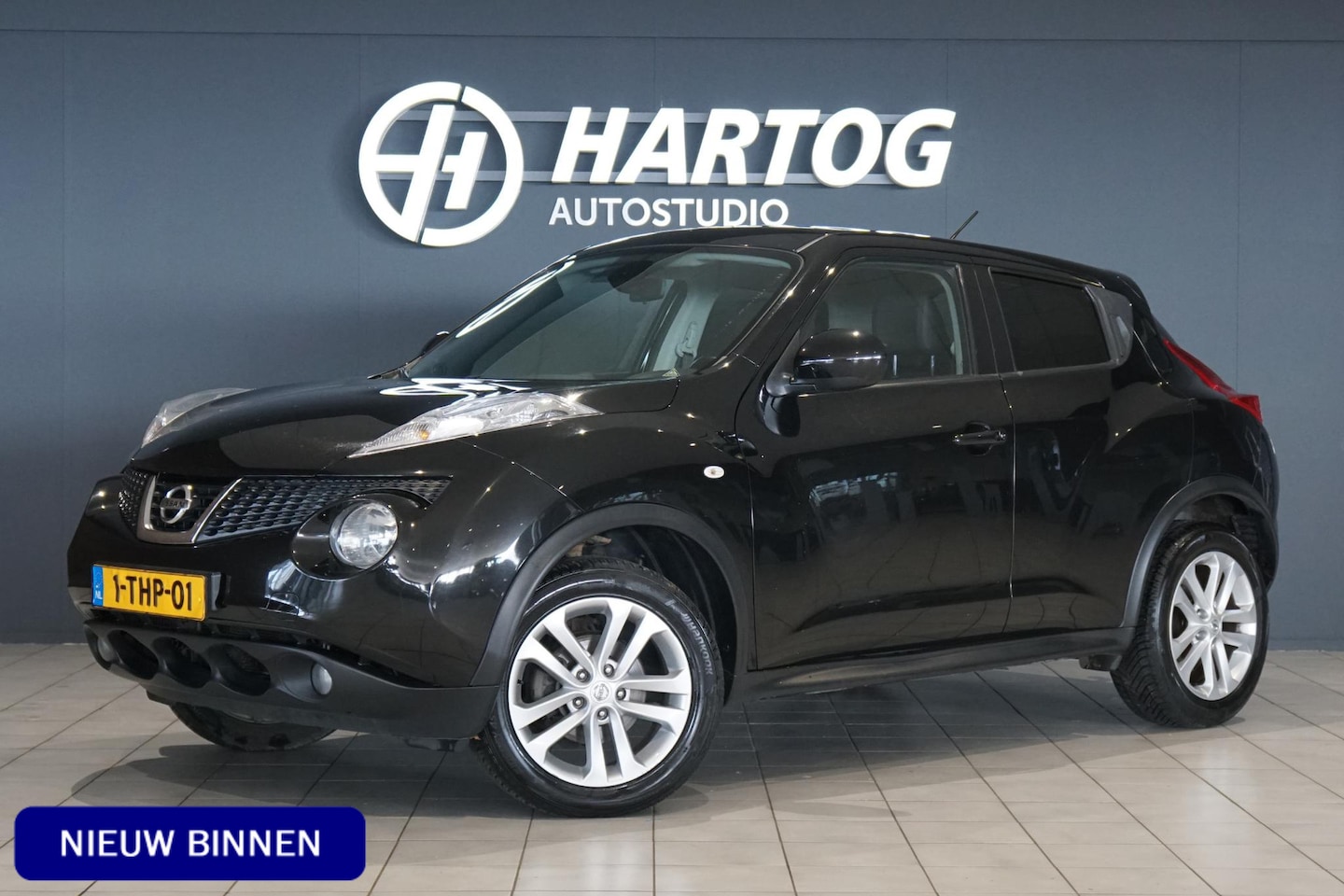 Nissan Juke - 1.5 dCi S/S Tekna + TREKHAAK / CAMERA / LEDER / STOELVERWARMING - AutoWereld.nl