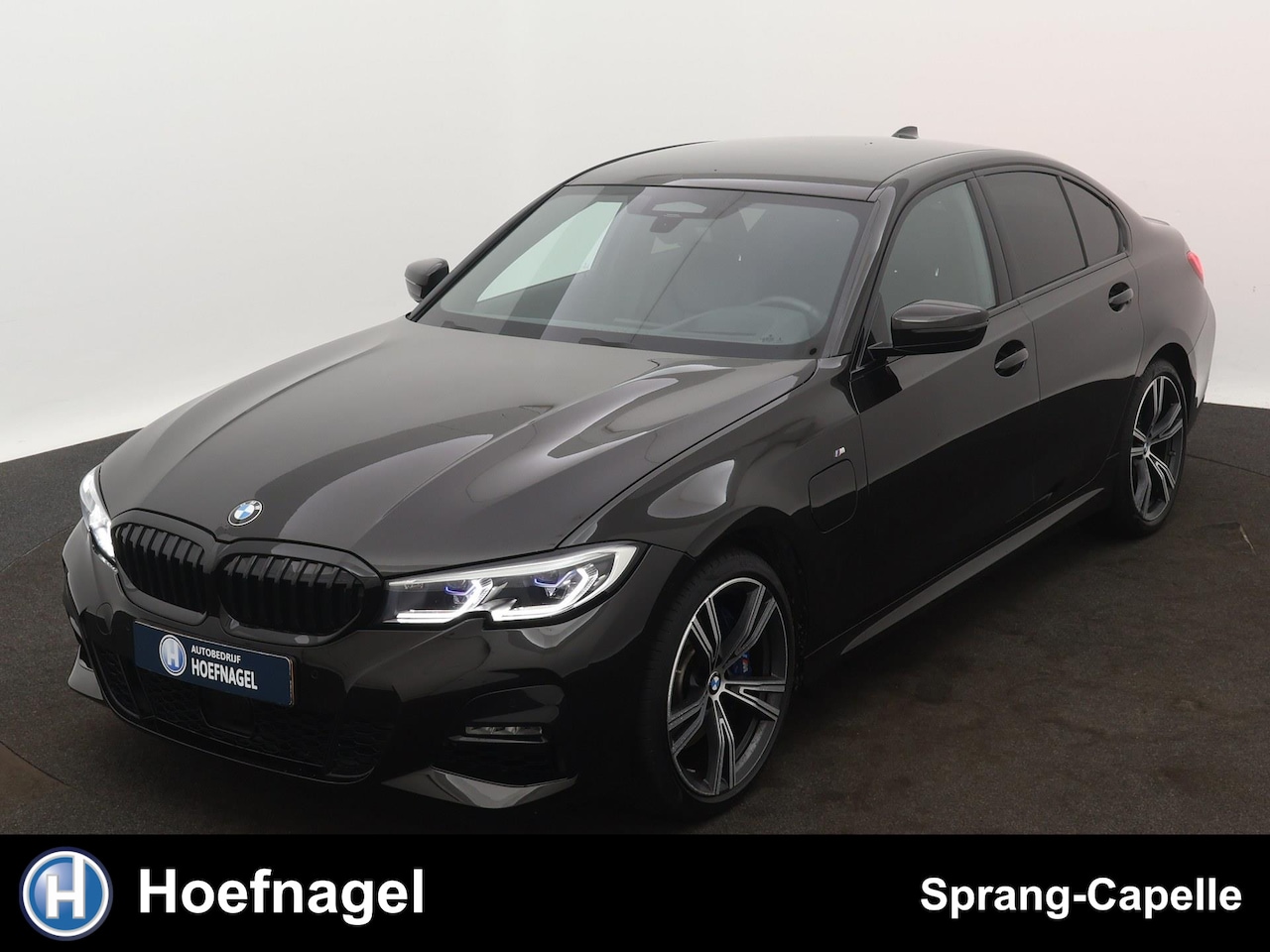 BMW 3-serie - 330e High Executive M Sport Individual | Laser Light | ACC | HeadUpDisp. | Stoelverw. | Le - AutoWereld.nl