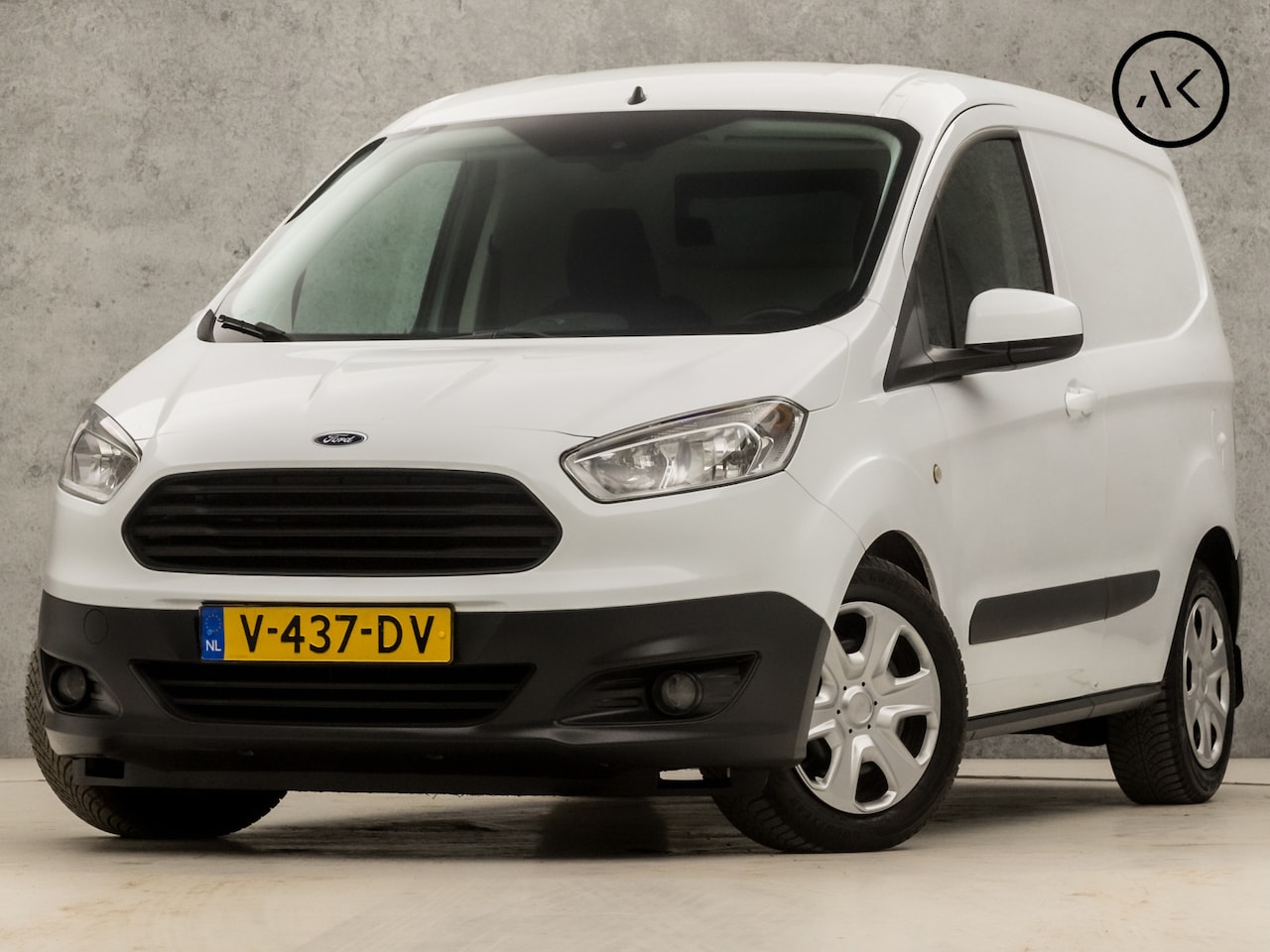 Ford Transit Courier - 1.5 TDCI Sport (NAVIGATIE, AIRCO, ELEK RAMEN, NIEUWE APK, BLUETOOTH, CRUISE, NIEUWSTAAT) - AutoWereld.nl