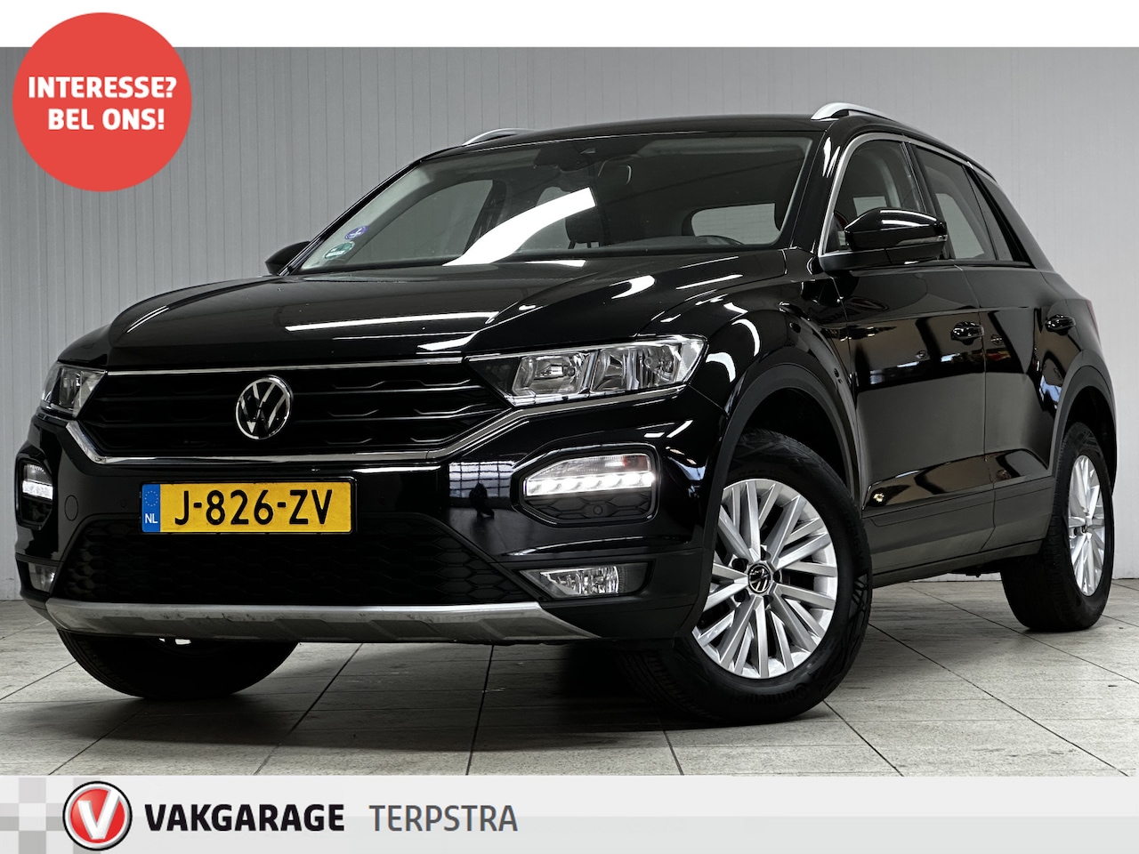 Volkswagen T-Roc - 1.5 TSI Style Business/ Elek. Kofferklep/ Apple + Android/ DAB+/ Navi/ Airco/ Adaptive Cru - AutoWereld.nl