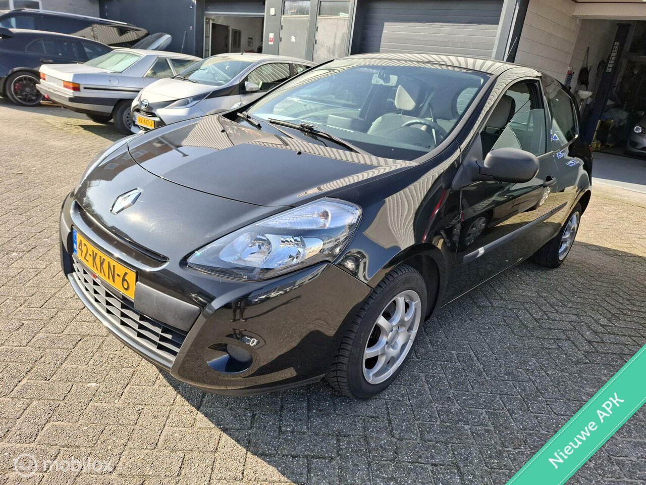 Renault Clio - 1.2 Special Line Airco/Navi/Nw-Apk/Nap! - AutoWereld.nl