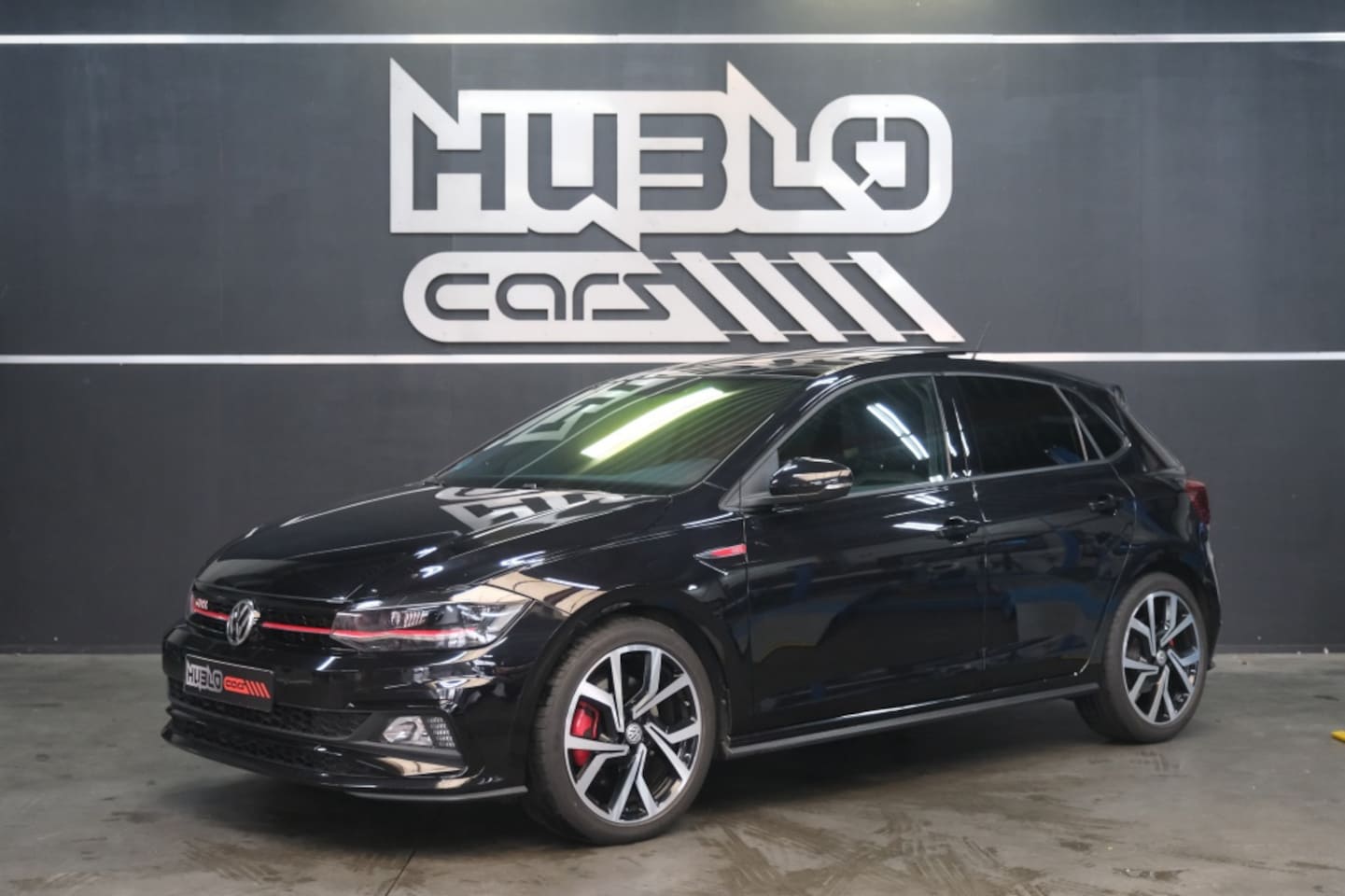 Volkswagen Polo - 2.0 TSI GTI Pano, Digitaal, Beats. - AutoWereld.nl