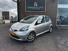 Toyota Aygo - 1.0-12V