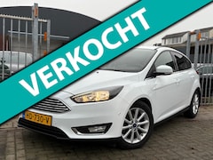 Ford Focus - 1.0 Titanium|Luxe uitv | Navigatie | trekhaak | 16” LMV | Climate control |