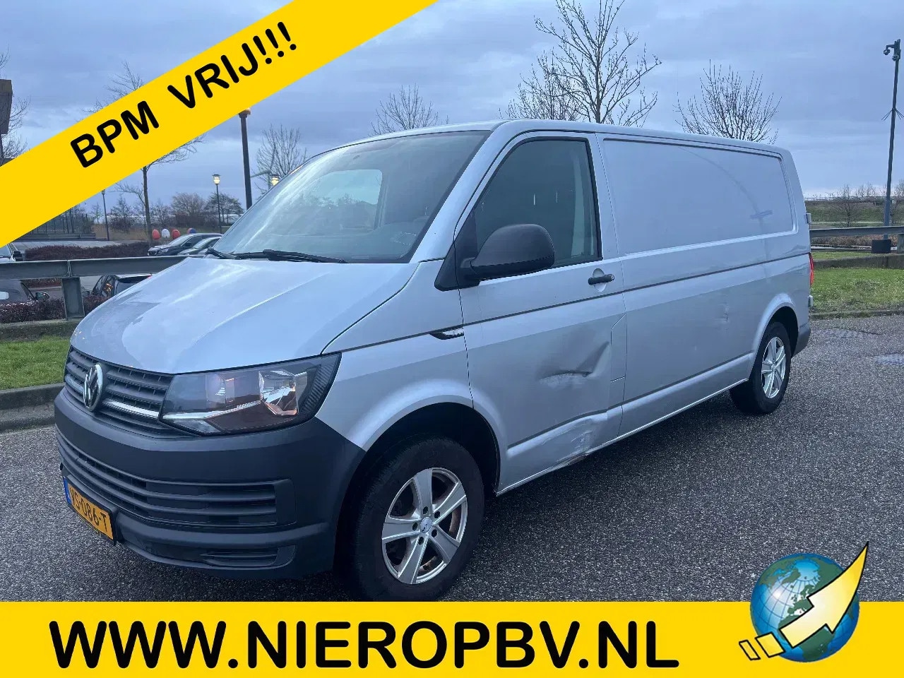 Volkswagen Transporter - 2.0TDI L2H1 Airco Navi 3 Zits - AutoWereld.nl