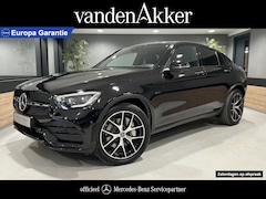 Mercedes-Benz GLC-klasse Coupé - 300e AMG // Luchtvering // Trekhaak // Distronic // Burmester // Headup // 360 Camera // M