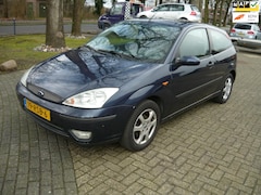 Ford Focus - 1.6-16V Futura