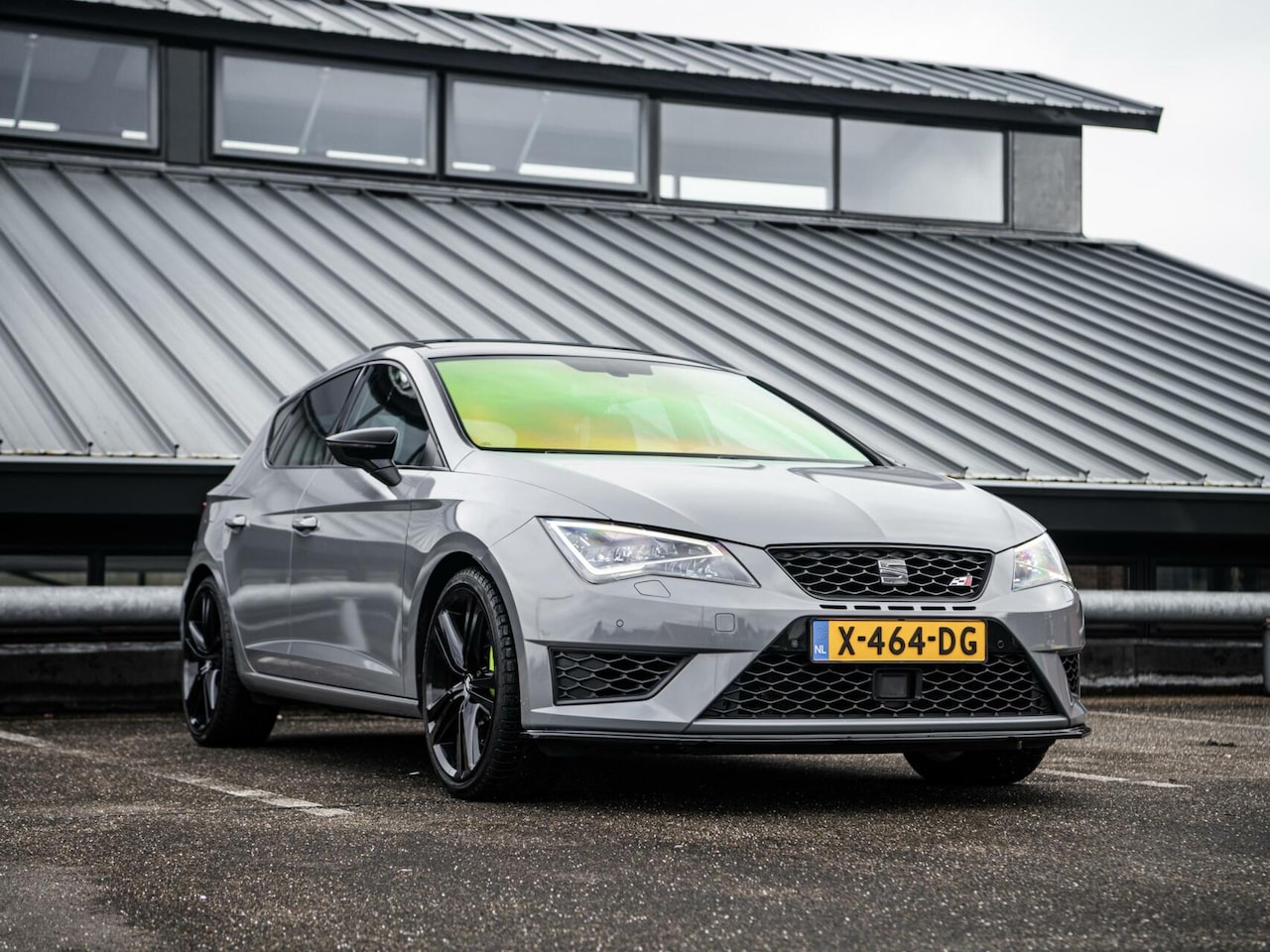 Seat Leon - 2.0 TSI Cupra 368PK DSG ACC Panoramadak Virtual Xenon Nardo - AutoWereld.nl