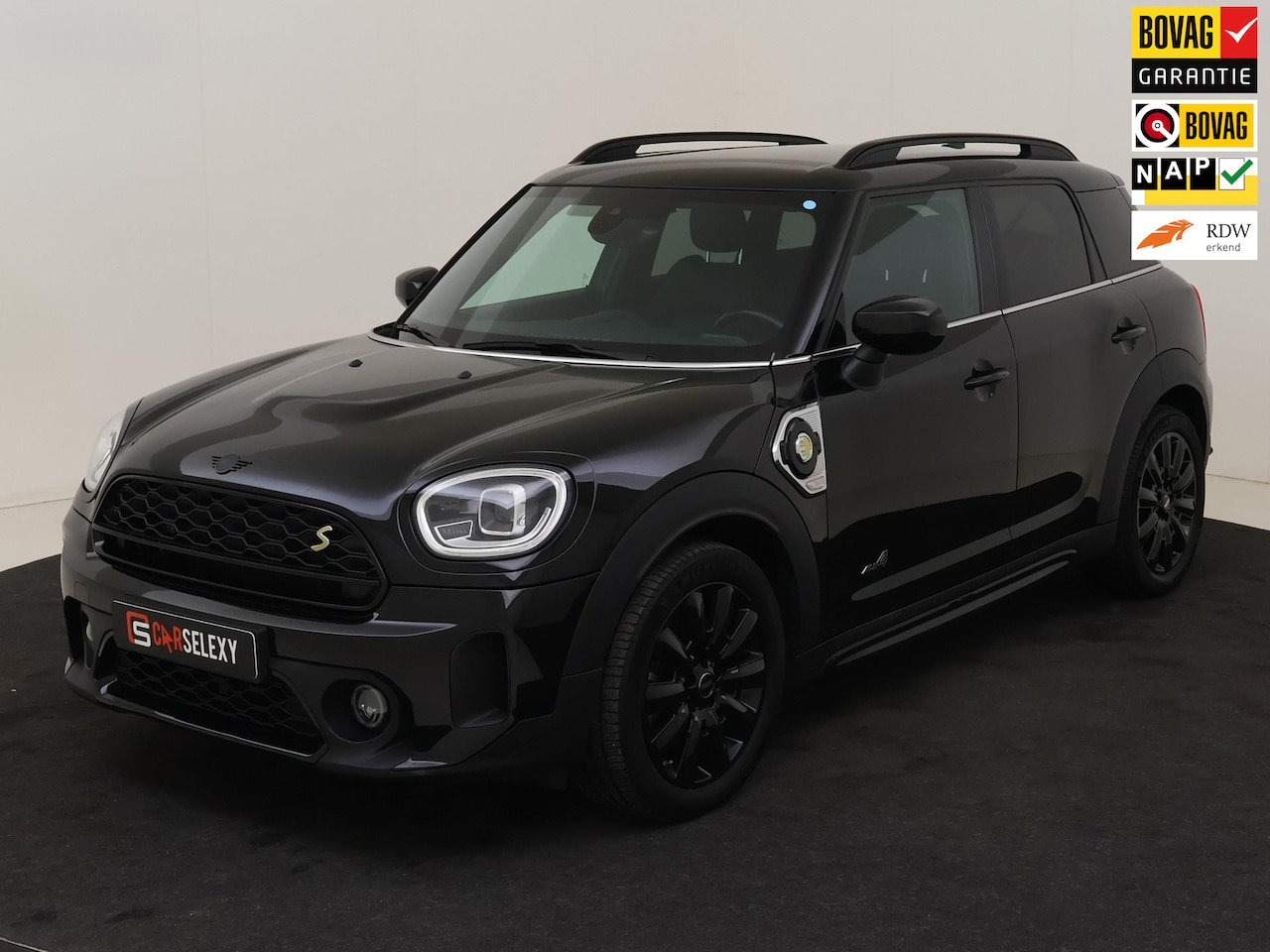 MINI Countryman - Mini 2.0 Cooper S E ALL4 Essential LED/Leder/AppleCarPlay - AutoWereld.nl