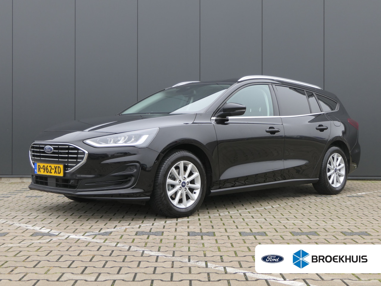 Ford Focus Wagon - 1.0 EcoBoost Hybrid Titanium | Navigatie | Sync4 | Winterpack | Lichtmetalen Velgen | Came - AutoWereld.nl