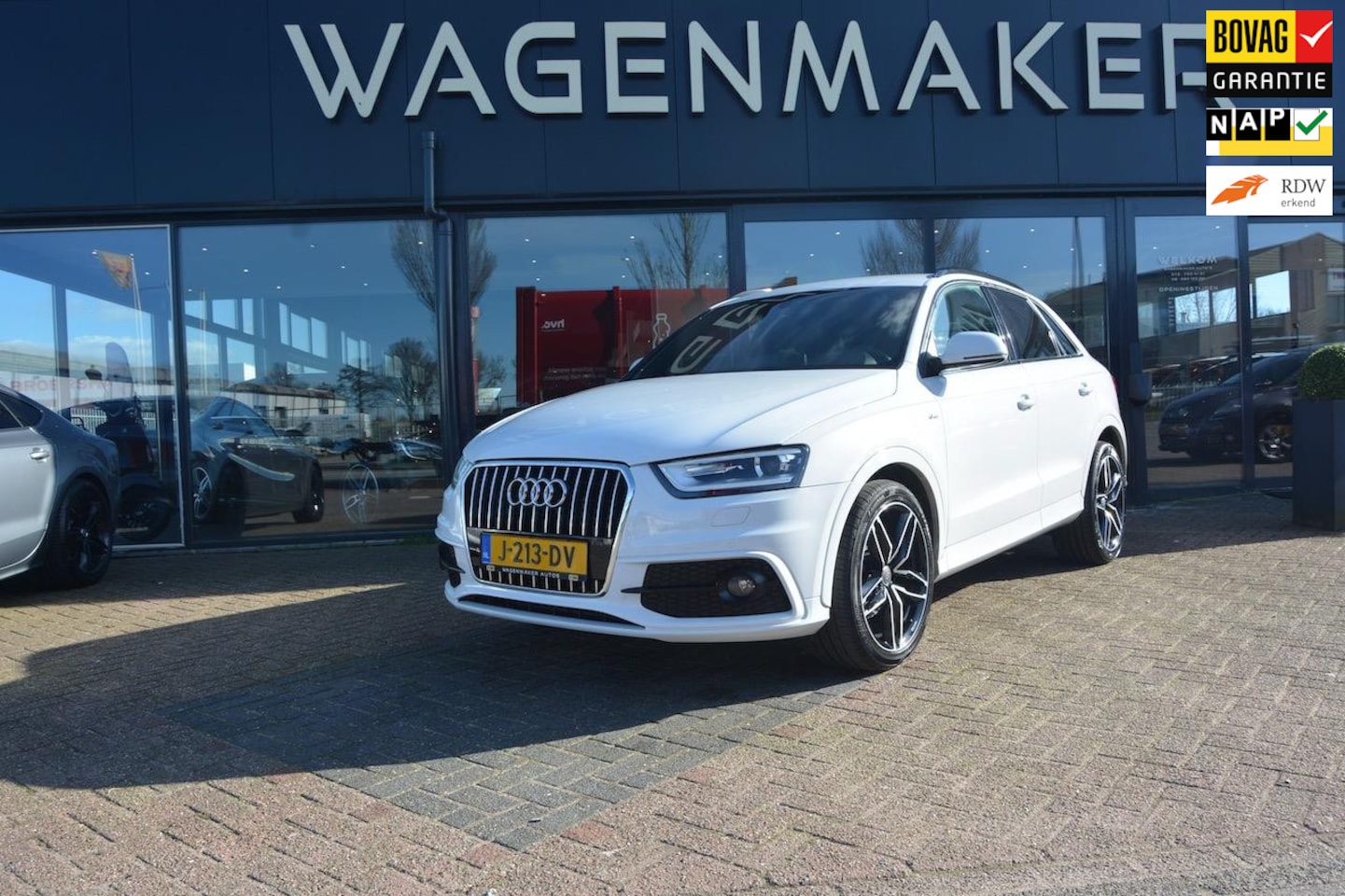 Audi Q3 - 2.0 TFSI quattro S Edition AUT|Clima|Cruise|NAVI|Goed Ondehrouden - AutoWereld.nl