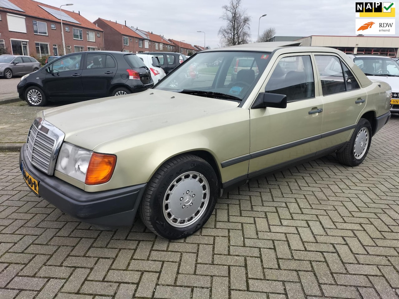 Mercedes-Benz 200-500 (W124) - 230 E Automaat - AutoWereld.nl