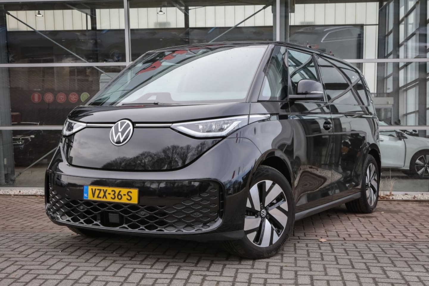 Volkswagen ID. Buzz Cargo - 77 kWh - AutoWereld.nl