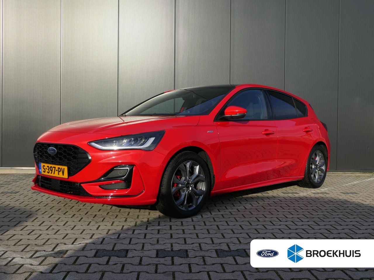 Ford Focus - 1.0 EcoBoost Hybrid ST Line | Winter pack | Adaptive cruise control | Pano dak | Camera ac - AutoWereld.nl