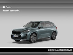 BMW iX1 - xDrive30 Launch Edition 67 kWh | M-Sport exterieur | Head-Up Display | Hifi-systeem Harman