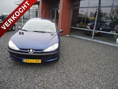 Peugeot 206 - 1.4 3D XT