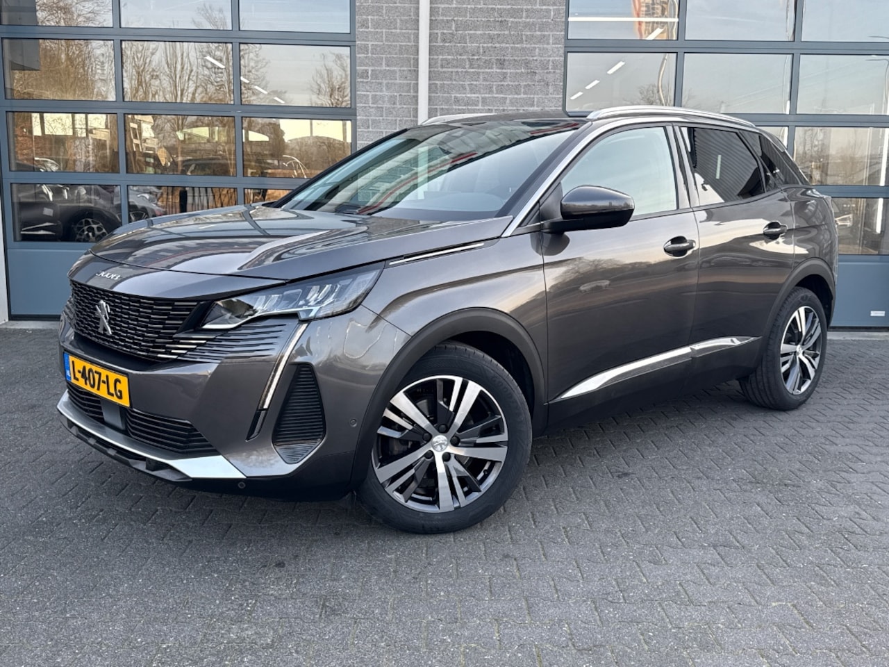 Peugeot 3008 - 1.2 PureTech Allure Pack | TREKHAAK | CAMERA | 1E EIGENAAR | - AutoWereld.nl