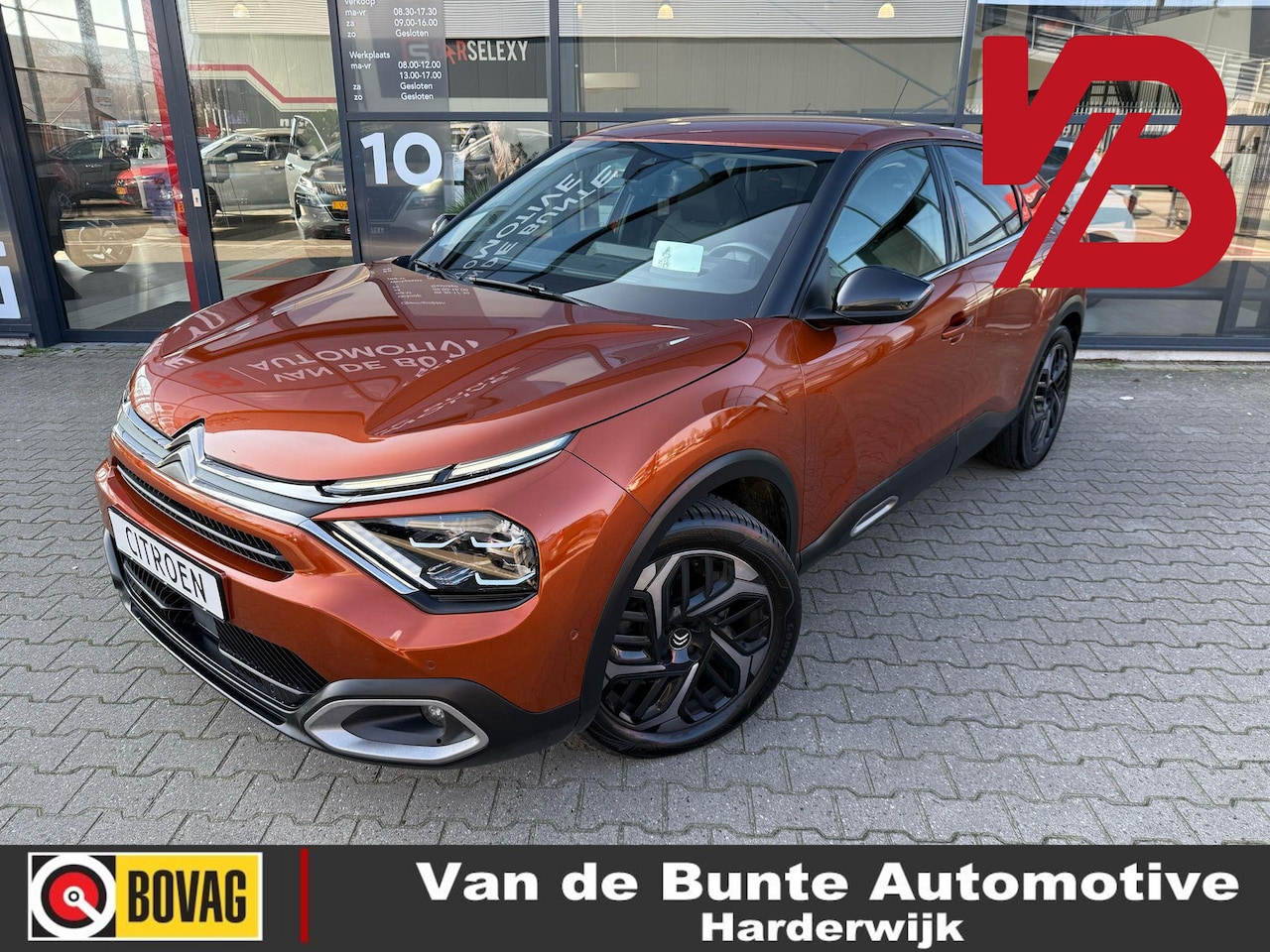 Citroën C4 - 1.2 Automaat Puretech Shine *ACC & Trekhaak* - AutoWereld.nl