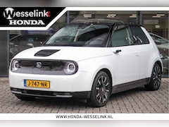 Honda e - e Advance 17" -All in rijklaarprijs | Pano | 360 camera | spiegelcamera | 12 mnd Bovag