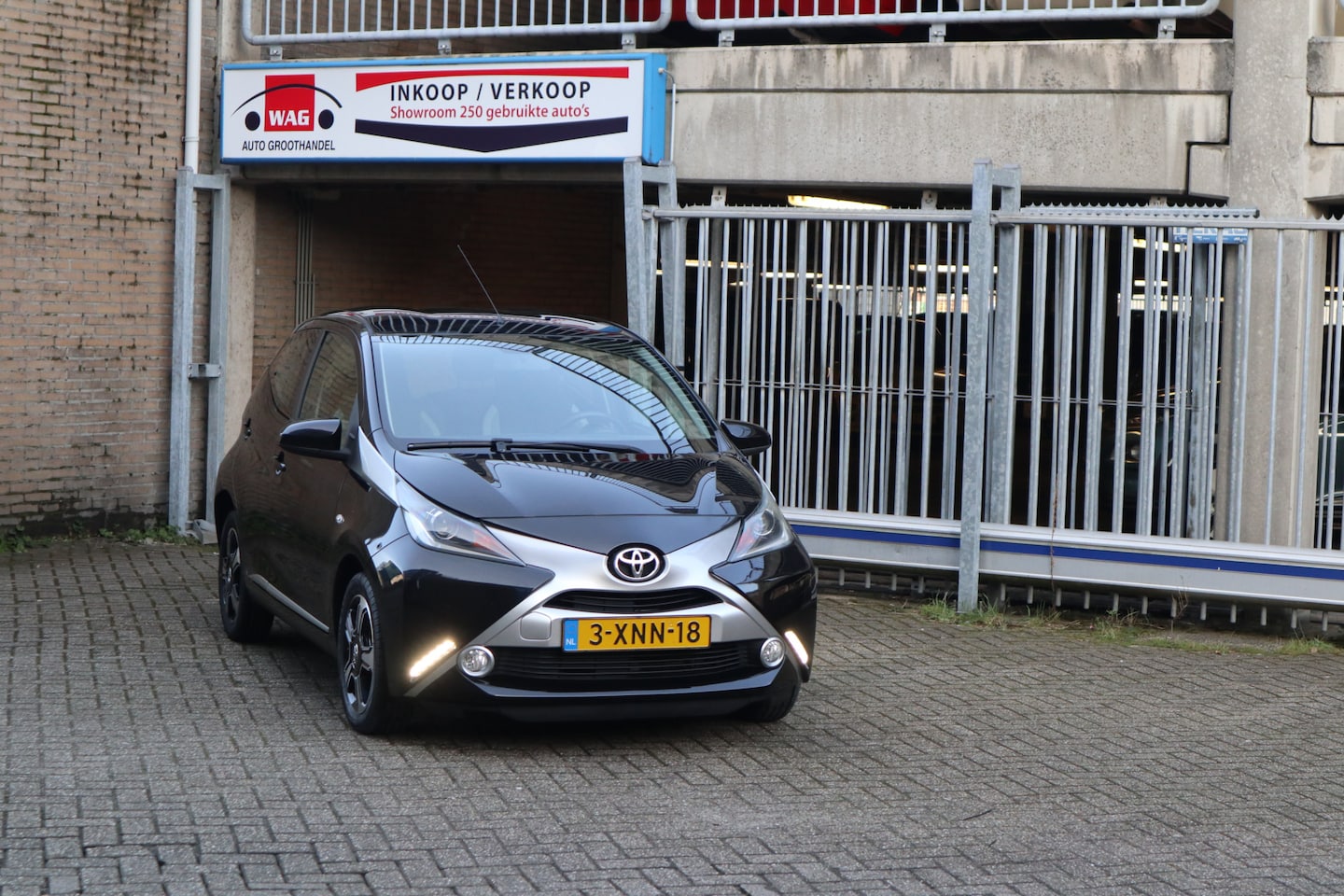 Toyota Aygo - 1.0 VVT-i x-clusiv 1.0 VVT-i x-clusiv - AutoWereld.nl