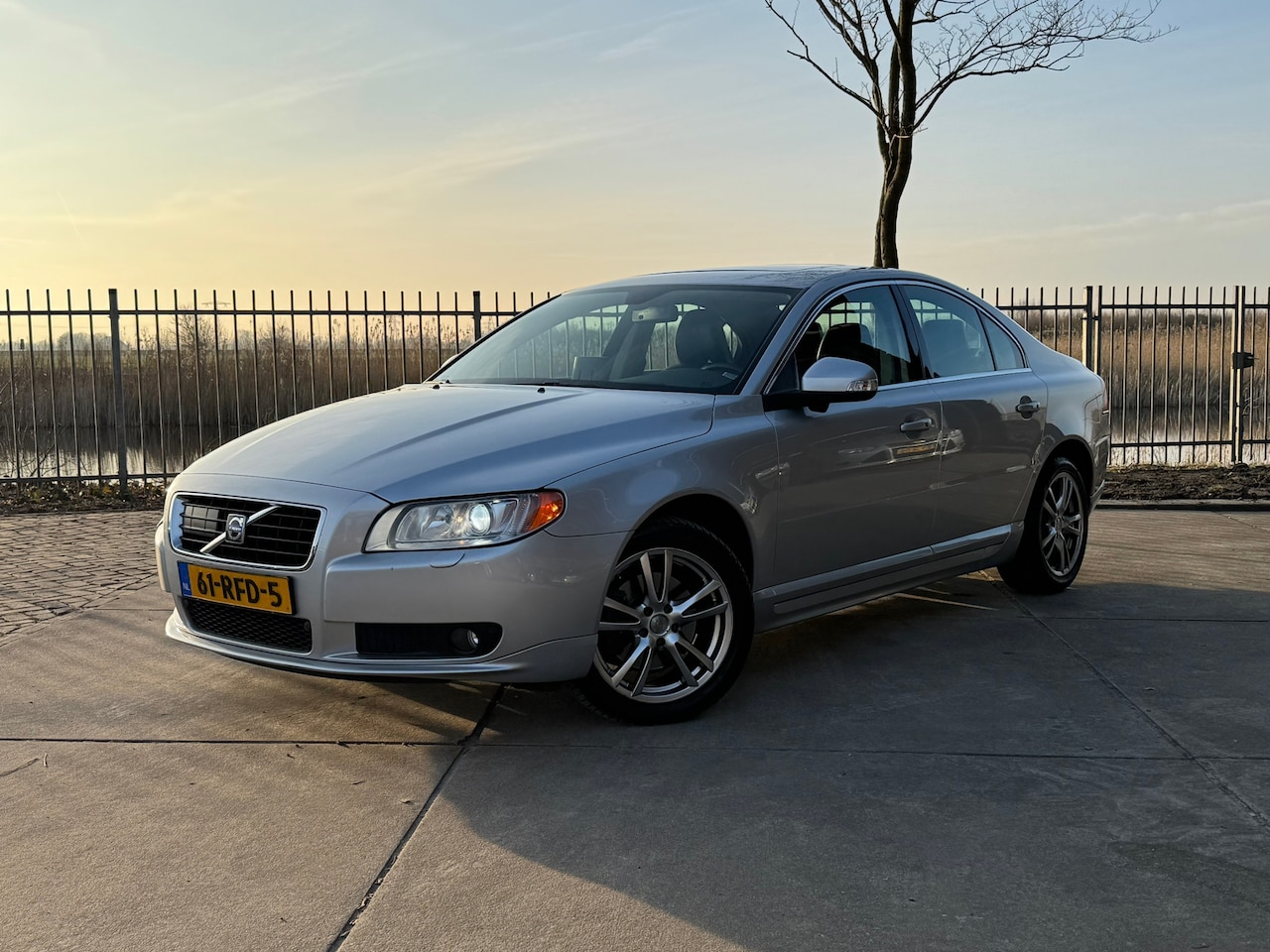 Volvo S80 - 3.2 Executive | Autm | DYN | Navi | Clima | Cruise | Leer | - AutoWereld.nl