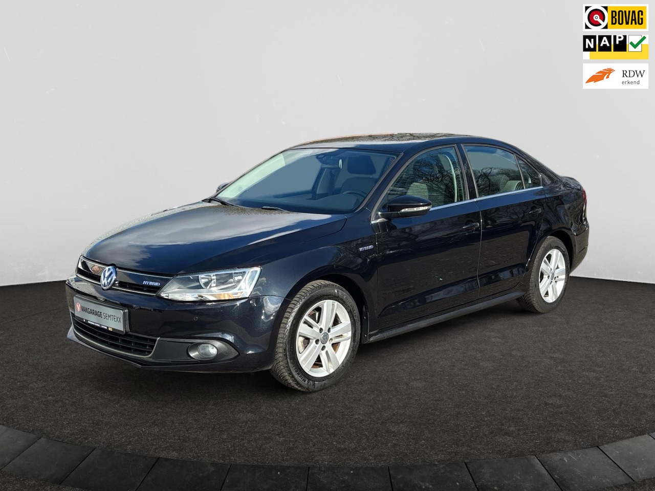 Volkswagen Jetta - 1.4 TSI Hybrid Comfortline | Automaat | Cruise | Navi | All-Season Banden | Origineel Nede - AutoWereld.nl