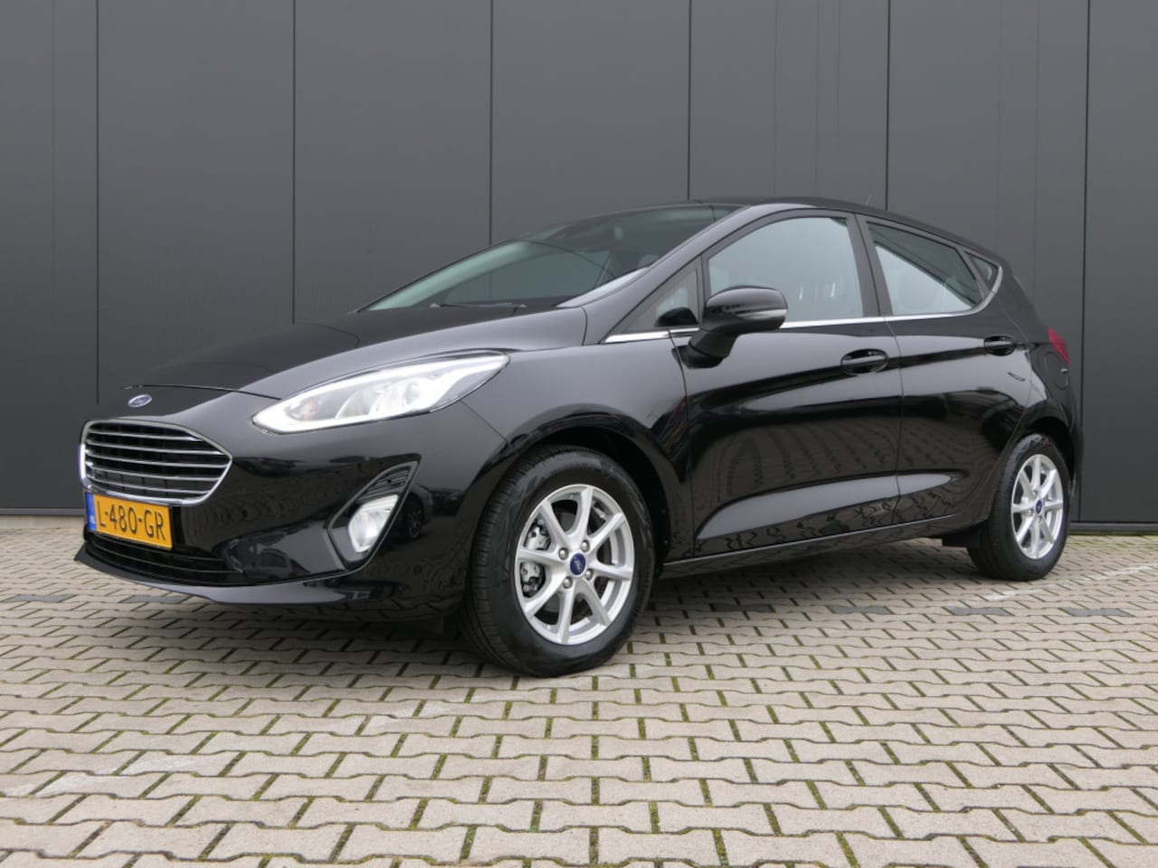 Ford Fiesta - 1.0 EcoBoost Titanium | Navigatie | LED | Parkeersensoren | DAB | Cruise Control | Climate - AutoWereld.nl