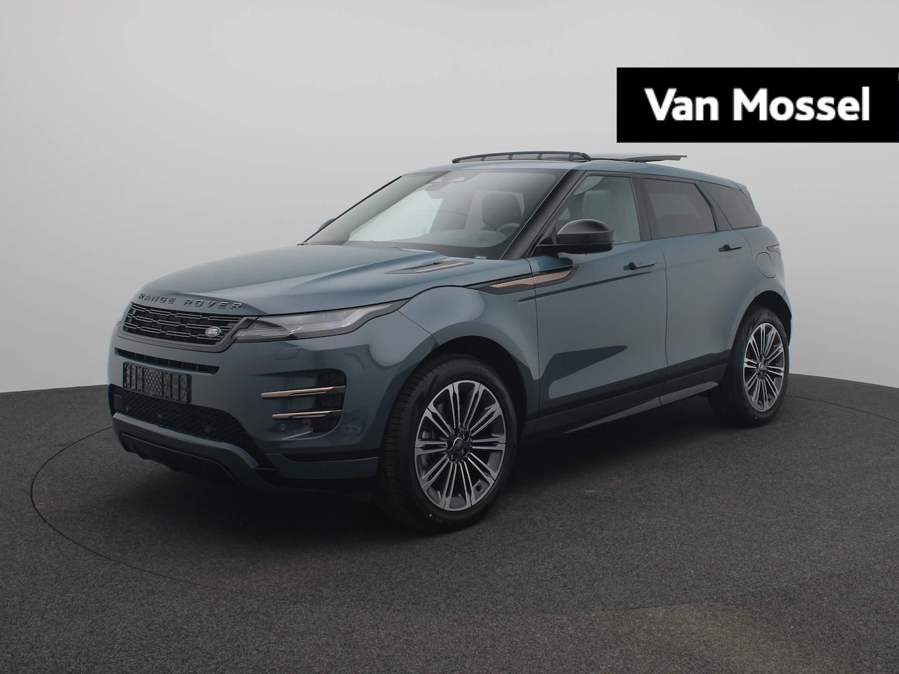 Land Rover Range Rover Evoque - P300e PHEV AWD Dynamic SE | NWP € 77.500,- | Panoramisch schuifdak | Cold Climate Pack - AutoWereld.nl