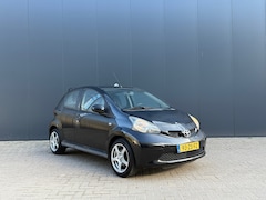 Toyota Aygo - 1.0-12V +